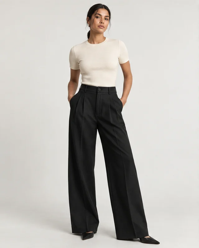 Relaxed Pants no modelo